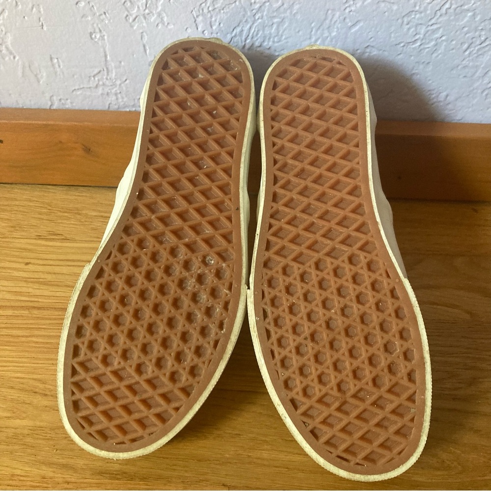 Vans Slip On with Star Appliqué - Picture 5 of 5